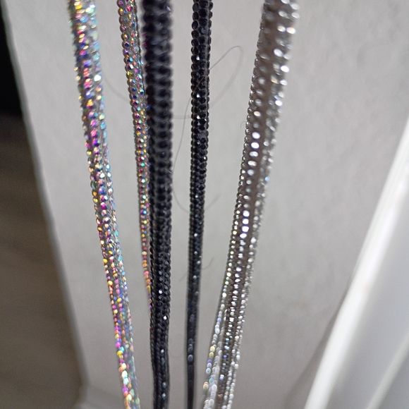 Sparkling Rhinestone Necklace - Picture 1 of 4